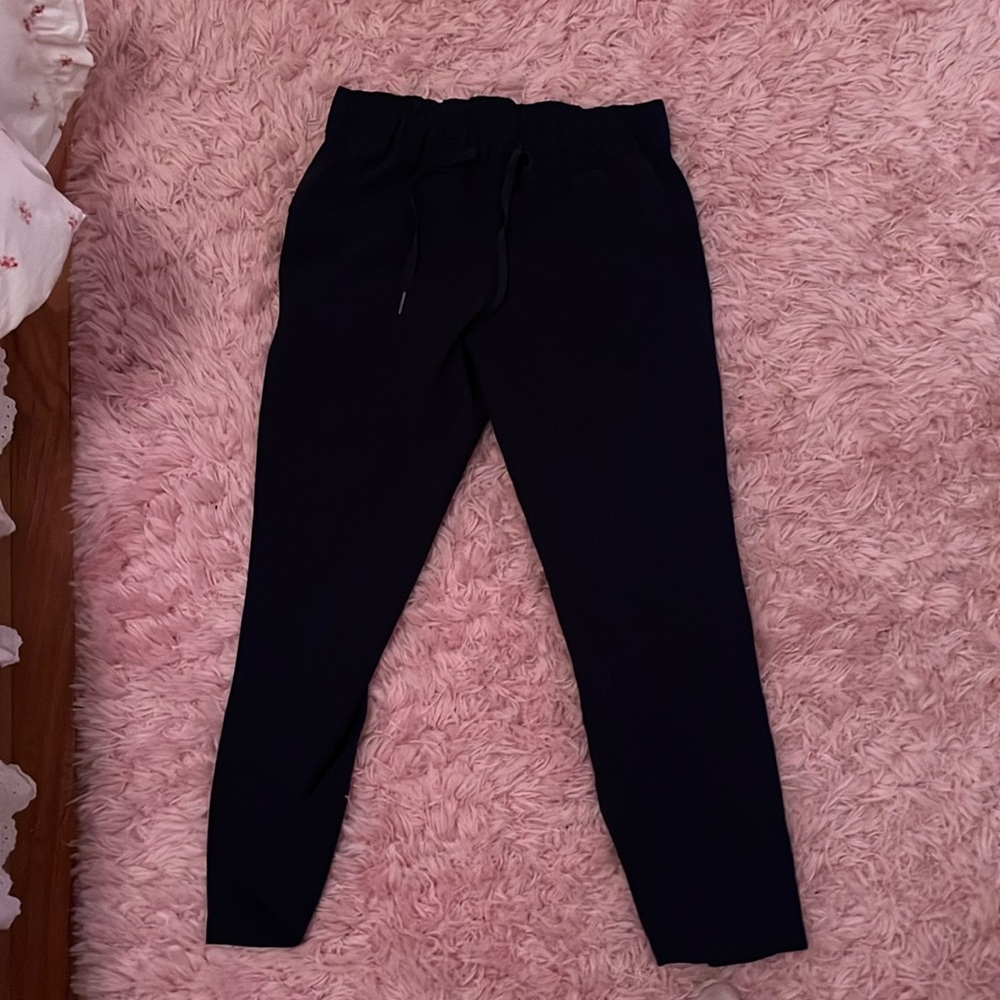 Lululemon navy pants